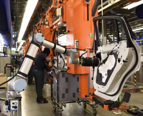 "cobot robot industriale"